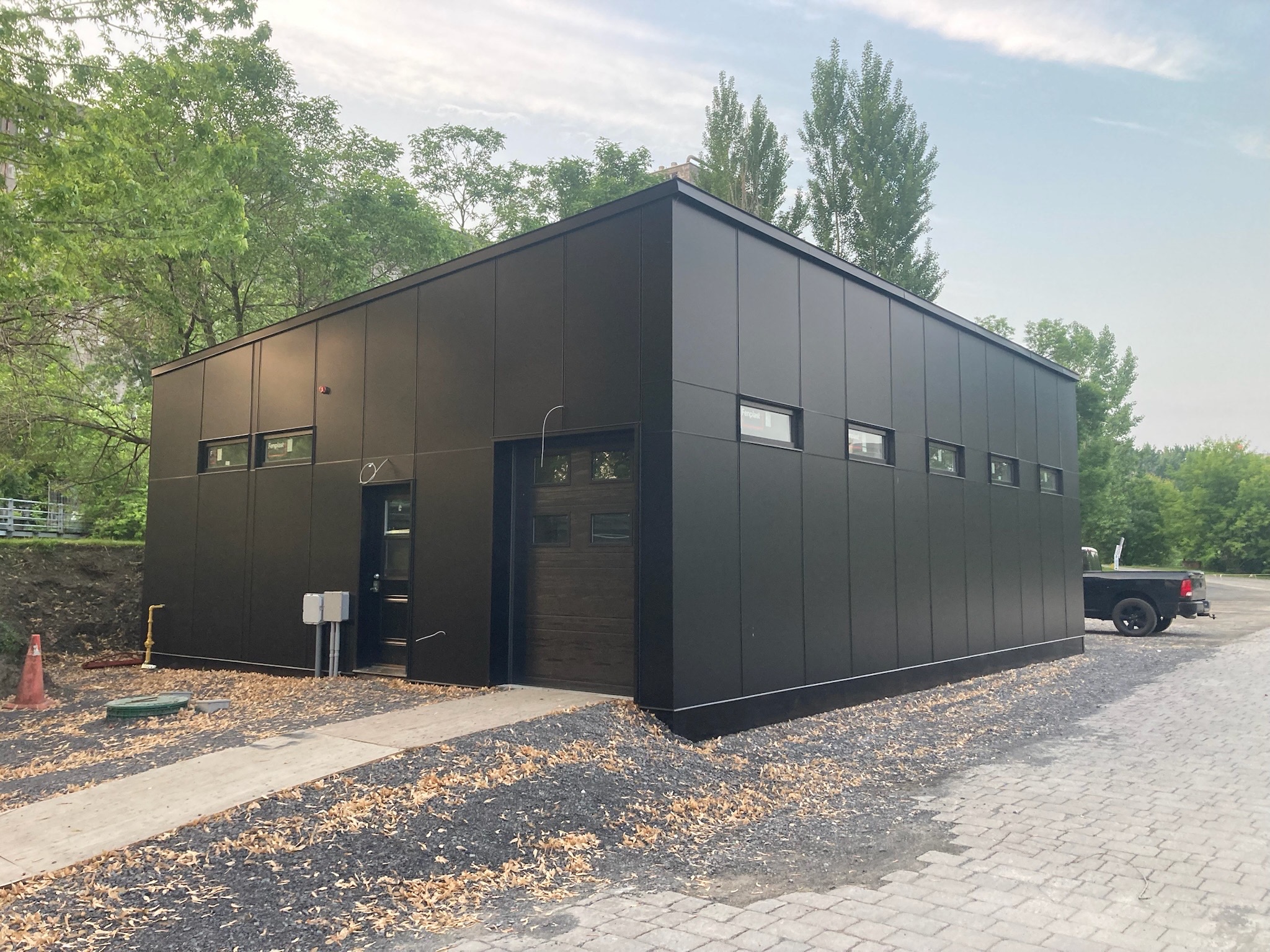 Buanderie industrielle Construction complète d’une buanderie moderne et fonctionnelle adaptée à un usage intensif.